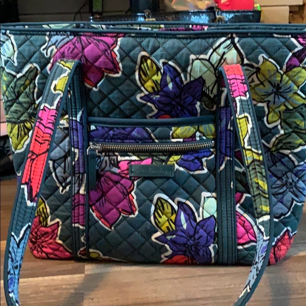 Vera Bradley tote
